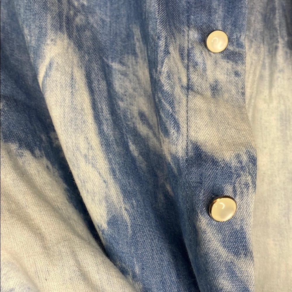 🌺 4 for $25 Blue Tie-dye Top - Picture 4 of 5